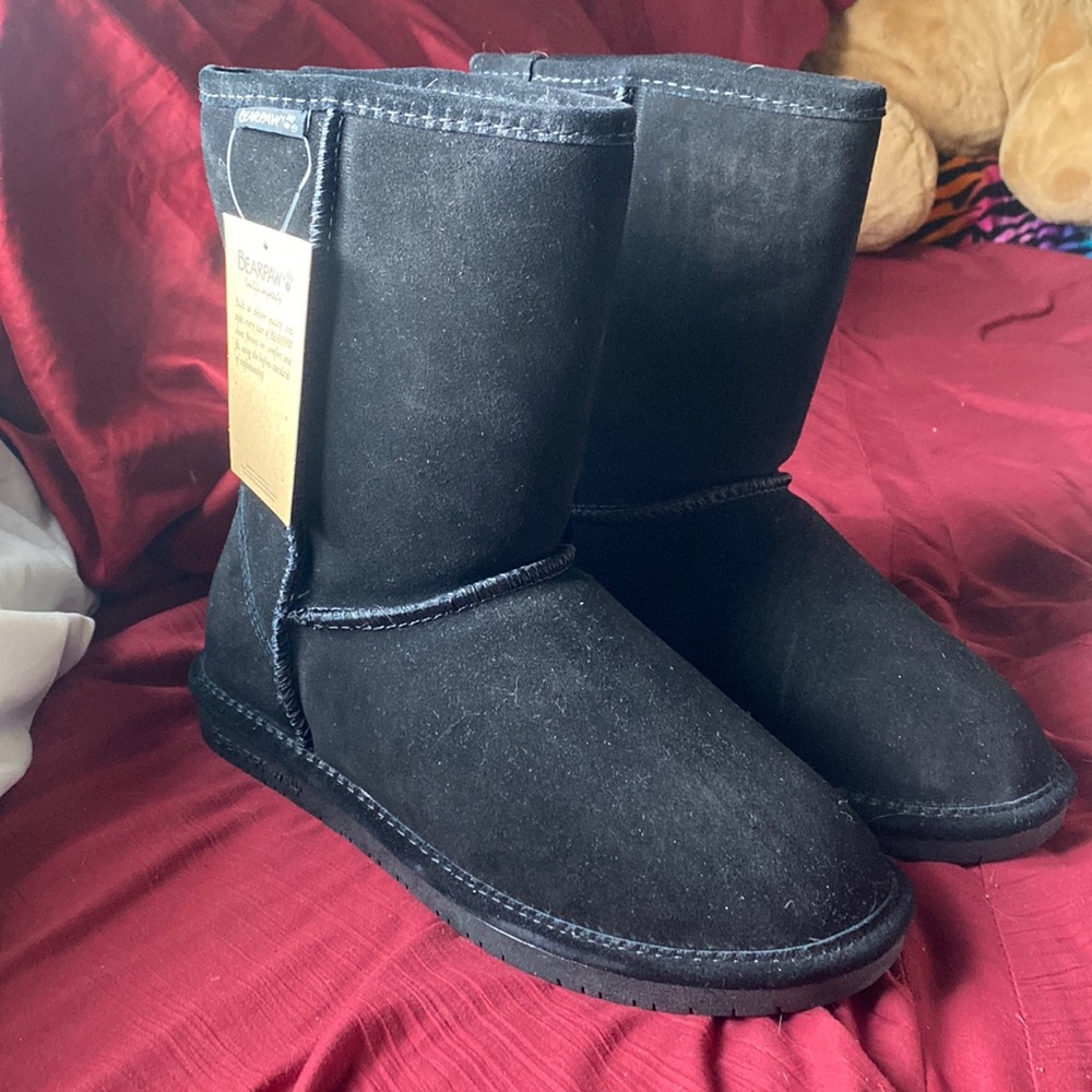 BearPaw Black Boots
